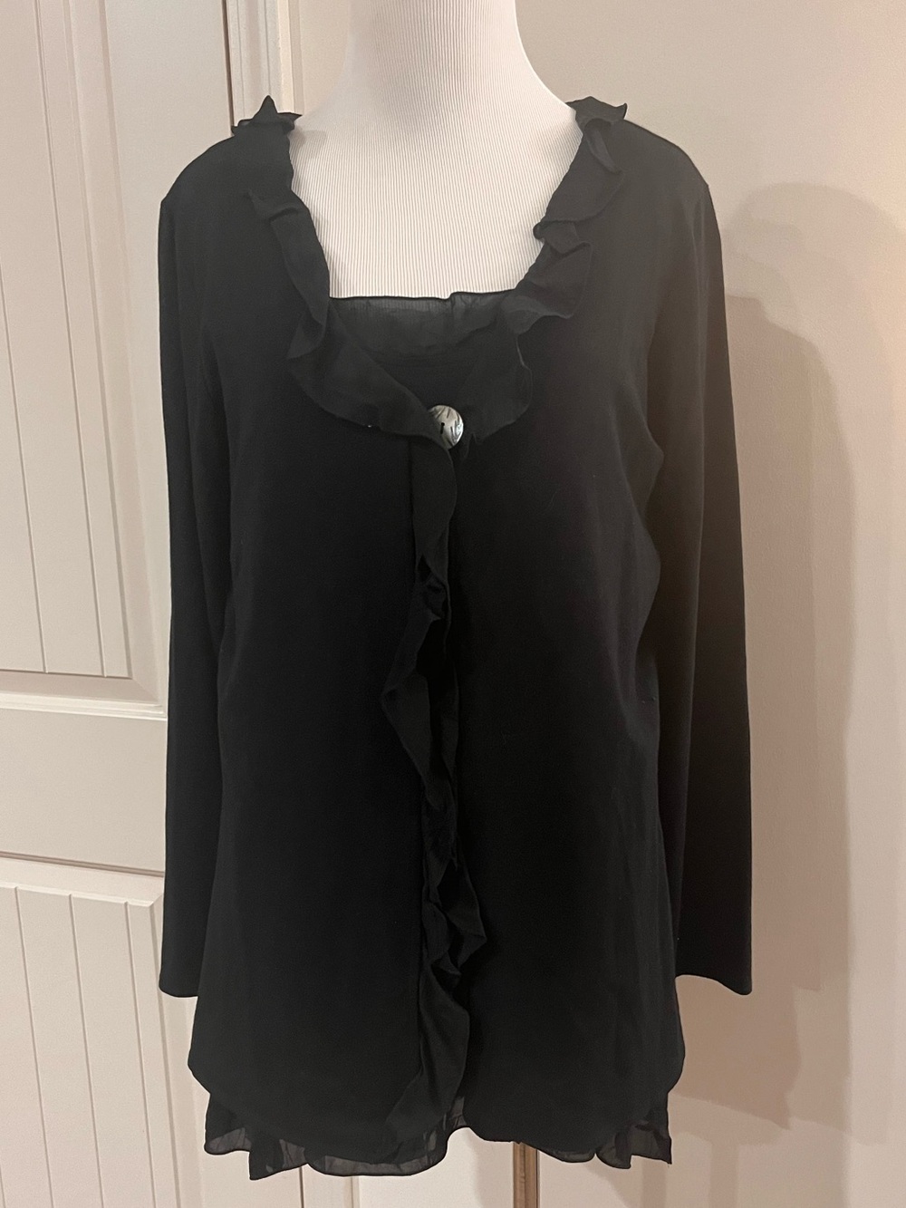 J. Jill Black Ruffle-Trim tank and blouse set